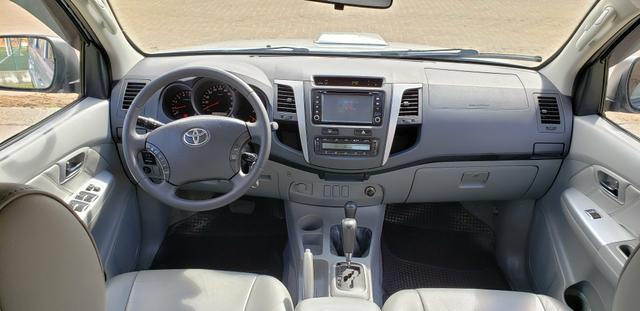 Hilux srv diesel 4x4 automática impecável - Foto 14