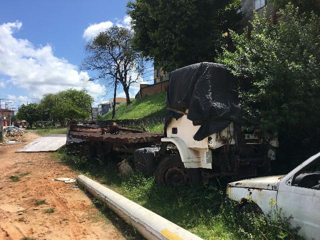 Carroceria e chassis de caminhão - Foto 3