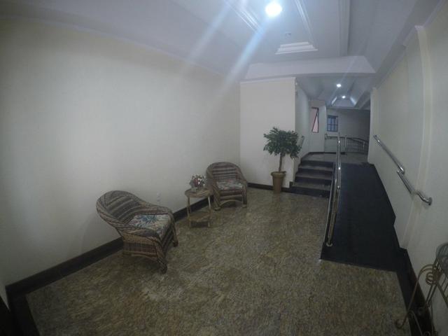 Lindo apartamento colado no mar de Meia Praia, 3 quartos - Foto 20
