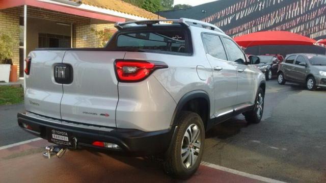 FIAT TORO VOLCANO 4X4 2.0 16V AT9 Prata 2017/2018 - Foto 4