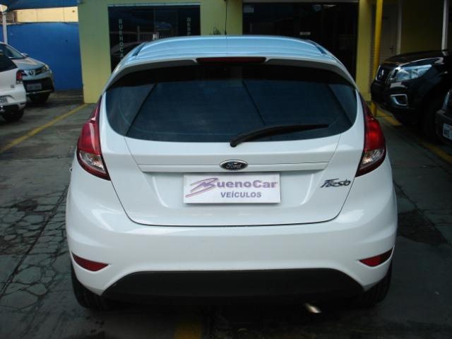 Fiesta Hatch 1.5 S Completíssimo de Única Dona Tirado em Goiânia Super Novo - Foto 6