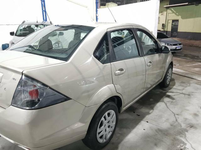Ford Fiesta sedan SE 1.6 - Foto 6