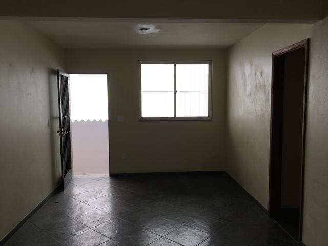 Alugo casa, Eng de Dentro/Méier, 02 quartos, com opção de Vaga/Carro