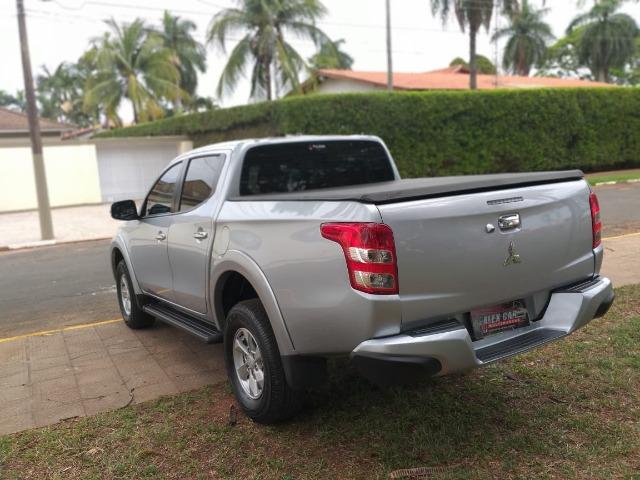 L200 Triton 3.2 HPE Sport Aut. 4x4 Diesel - 2018 - Foto 13