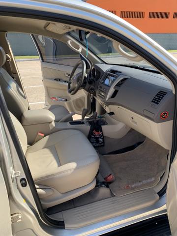 Toyota hilux sw4 diesel - Foto 8