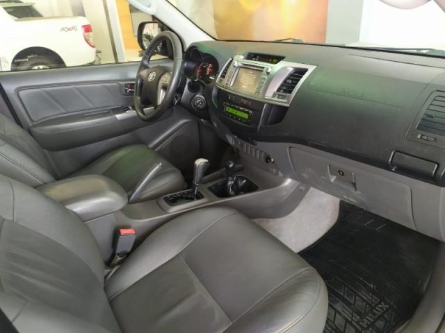 TOYOTA HILUX 3.0 SRV 4X4 CD 16V TURBO INTERCOOLER DIESEL 4P AUTOMATICO. - Foto 8