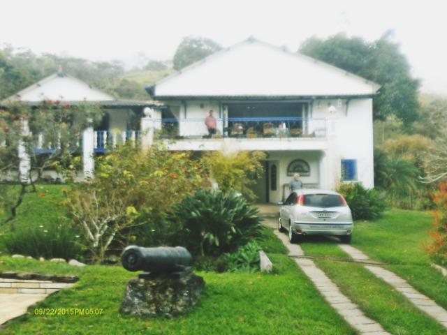 Linda fazenda com nascente própria em Jaconé, Maricá - Foto 11
