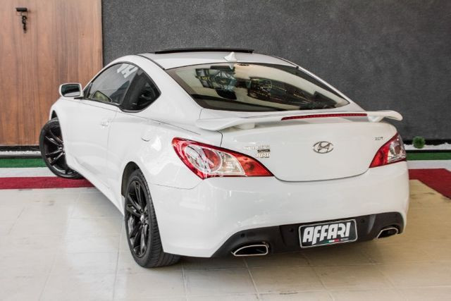 Hyundai Genesis Coupe 2010 2.0 Turbo - Foto 5