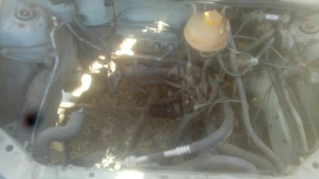 Carro com motor batido