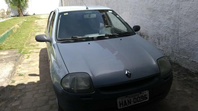 Clio troco por carro mais novo - Foto 4