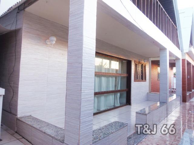 Casa duplex em condomínio com 3 quartos, em frente a Lagoa - Foto 2
