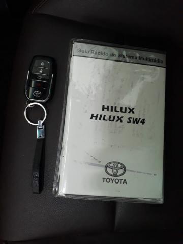 Hilux SW4 2.8 SRX - 05 lug. Diesel 2017/2017 - Foto 18