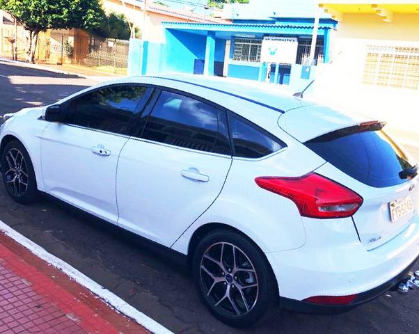Ford Focus hatch 15/16. Titanium 2.0 powershift - Foto 2