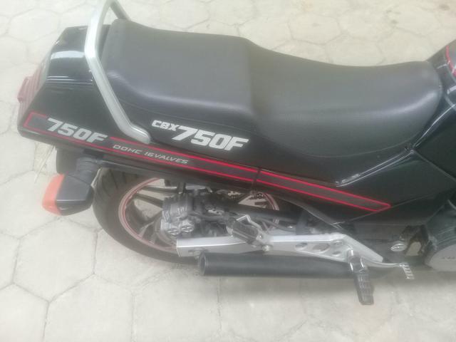 Cbx 750 - Foto 4