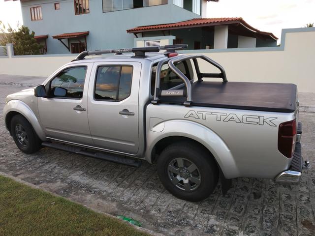 Nissan FRONTIER SV 4X4 linda! - Foto 2