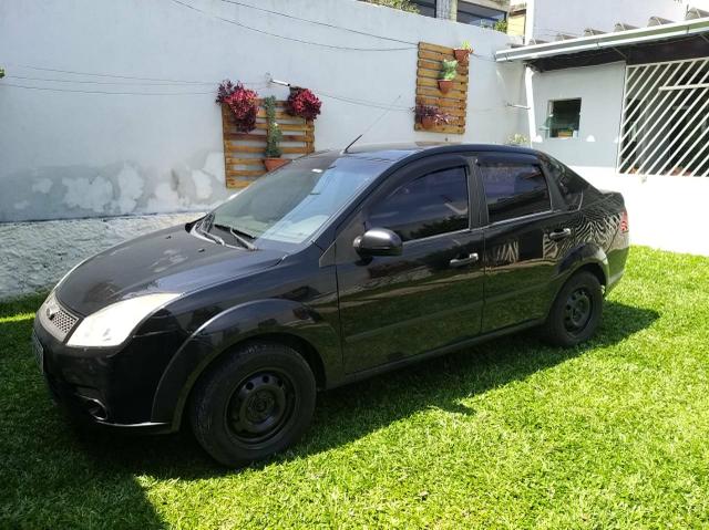 Troco ou Vendo Ford Fiesta 1.0 2010