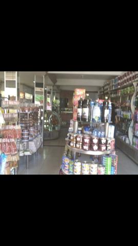Vendo Comércio ( delicatessen ), com casa !