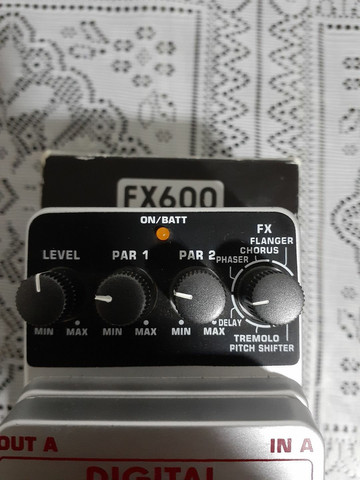 Pedal Multi efeitos Digital FX 600 - Foto 2