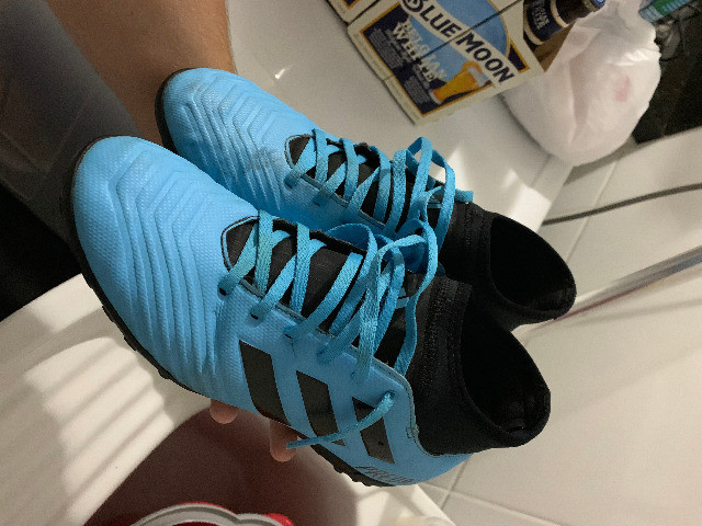 chuteira society adidas predator azul