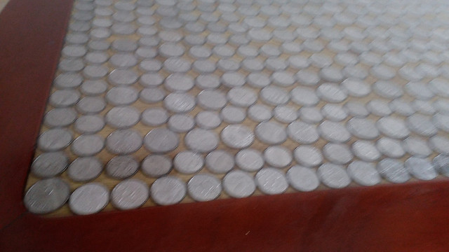 Mesinha de centro com moedas novo preço - Foto 2