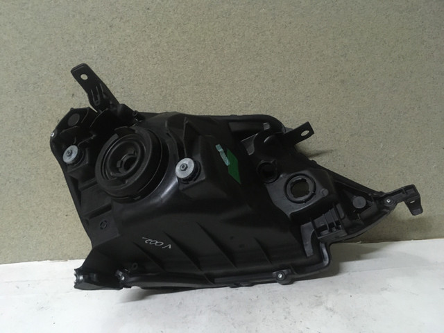 Farol Toyota Etios (máscara negra )o par - Foto 2