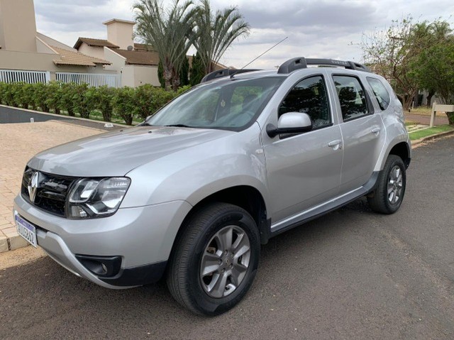 RENAULT DUSTER FLEX 1.6 AUT CVT 6 MARCHAS 19/19