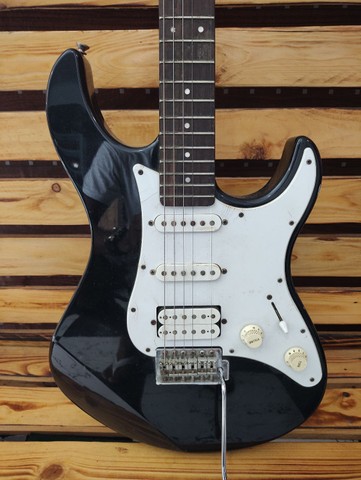 Guitarra Yamaha Pacific