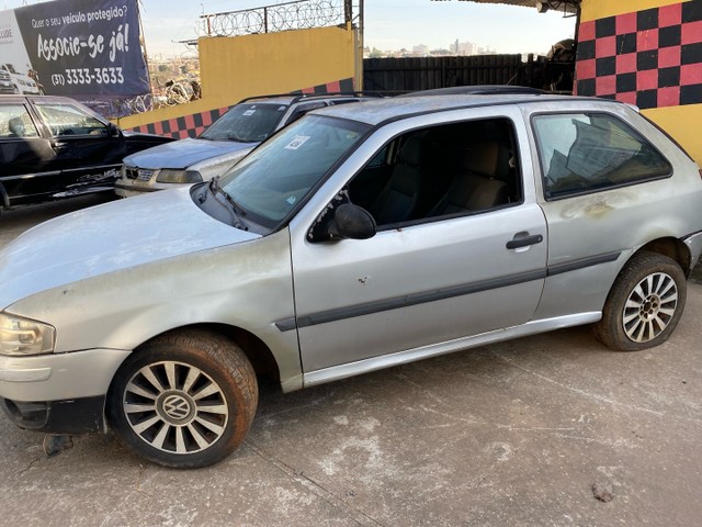 Gol g4 baixado sucata  pra retirada de peças 
