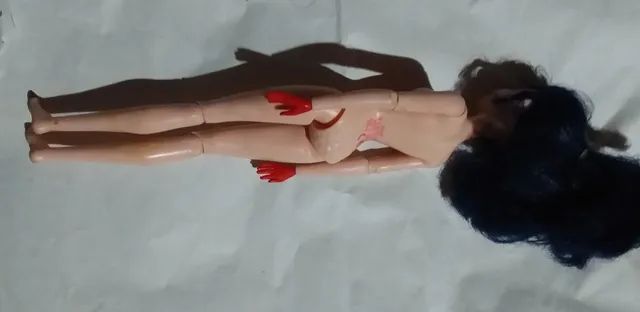 boneca antiga de colecao heroi marvel estilo barbie  - Foto 3