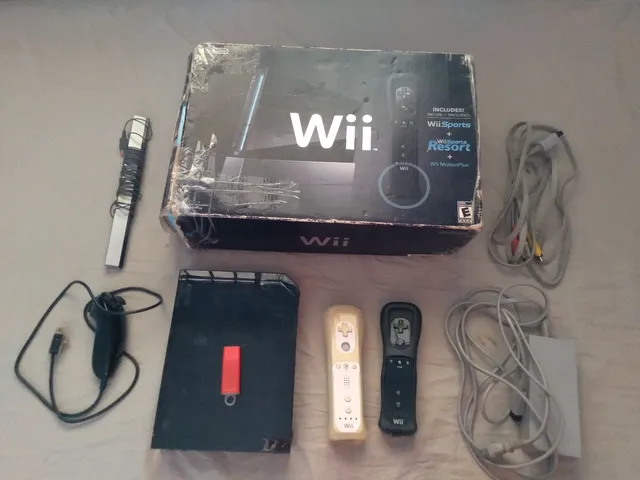 HD, PEN, SD com jogos e emuladores Nintendo Wii Leiria, Pousos, Barreira E  Cortes • OLX Portugal