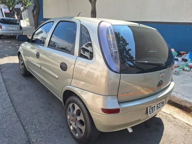 Chevrolet Corsa 1.4 Hatchback Maxx 8v 4p à venda em Jundiaí - SP