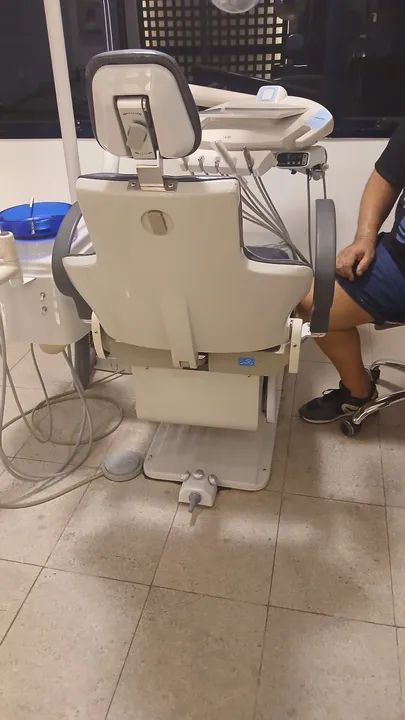 Cadeira Odontológica sem refletor e sem equipo.sada - Foto 4