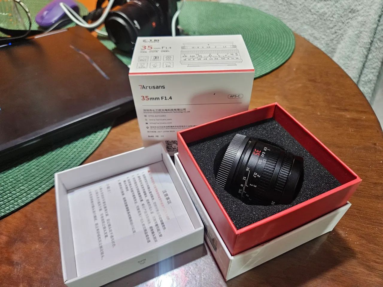 Lente 7Artisans 35mm F1.4 para Câmeras APS-C Sony E mount