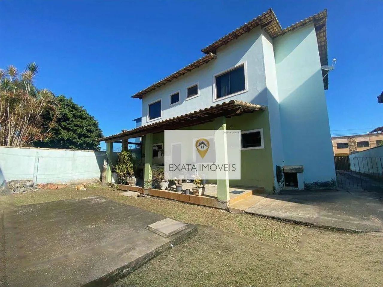 Casa com 4 quartos terreno inteiro, Rio das Ostras/RJ