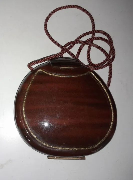 Bolsa de mão em acrílico - Foto 4