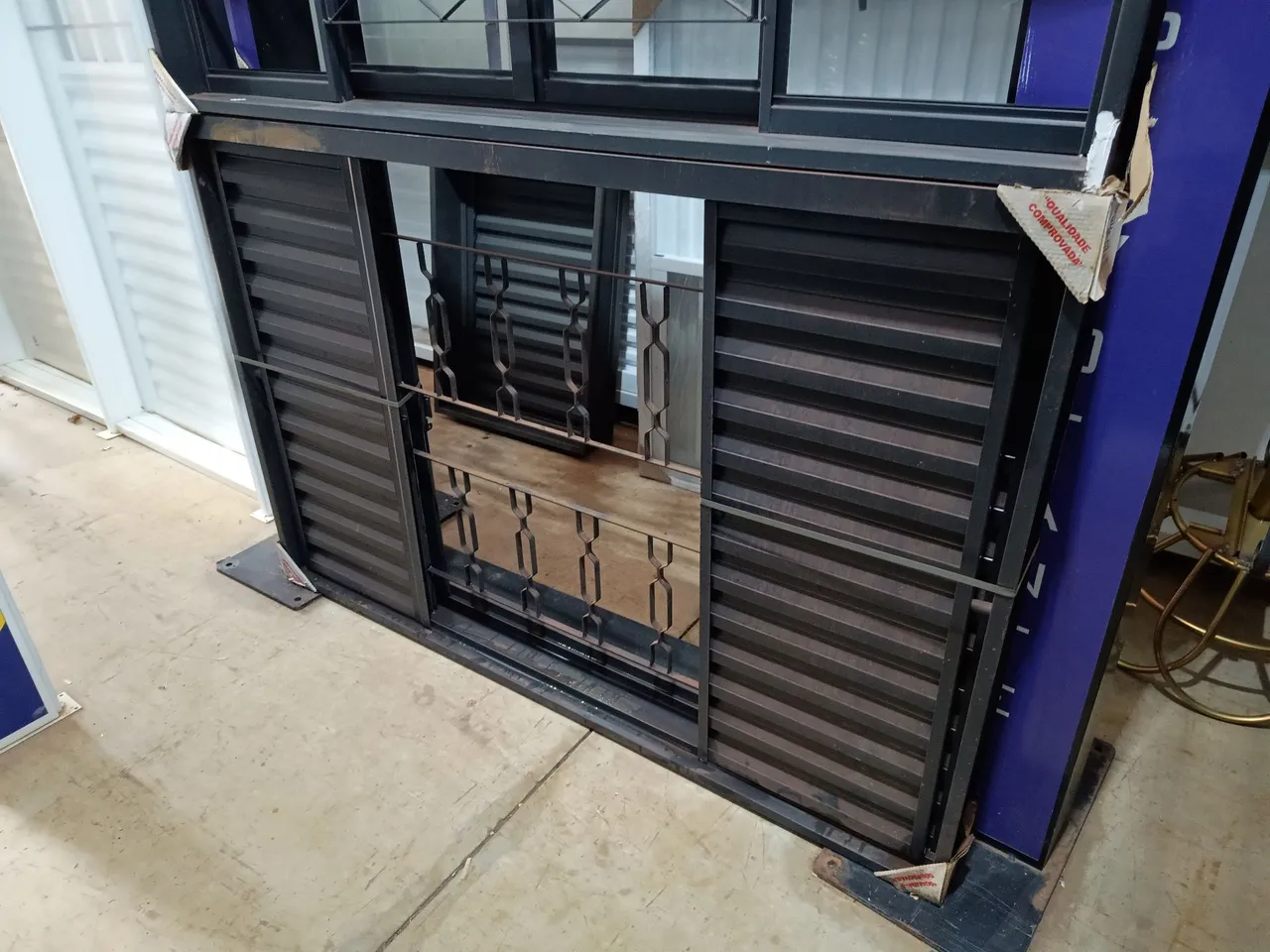 VENEZIANA 1.20 X 1.00 REFORÇADA REQ. 14
