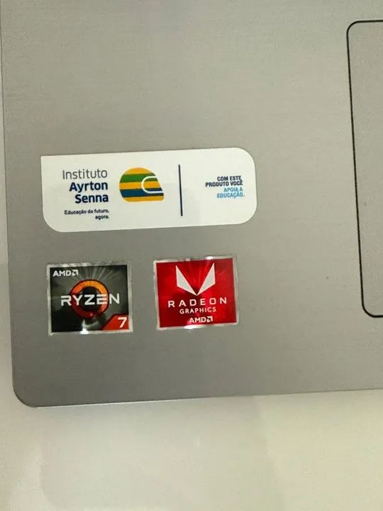 Notebook Lenovo Ideapad S145 - Ryzen 7 3700U - 8Gb - SSD 512 - Placa AMD Radeon RX Vega 10 - Foto 3