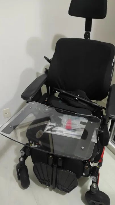 Cadeira de Rodas Motorizada Permobil M Corpus VS (Fica em Pé) - Foto 3