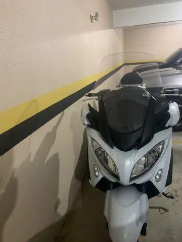 SUZUKI BURGMANN 650 EXECUTIVE 2018 C/ APENAS 33 MIL KM