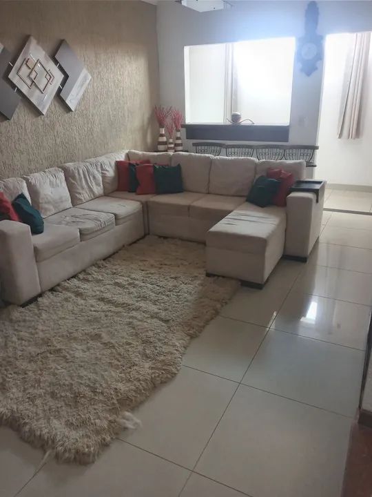 Lindo sofá  7 lugares com chaise - Foto 2