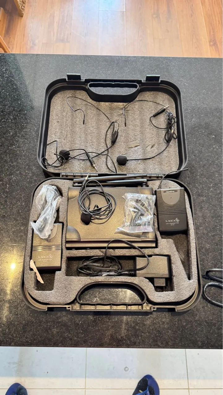 Sistema de Microfone sem Fio LYCO