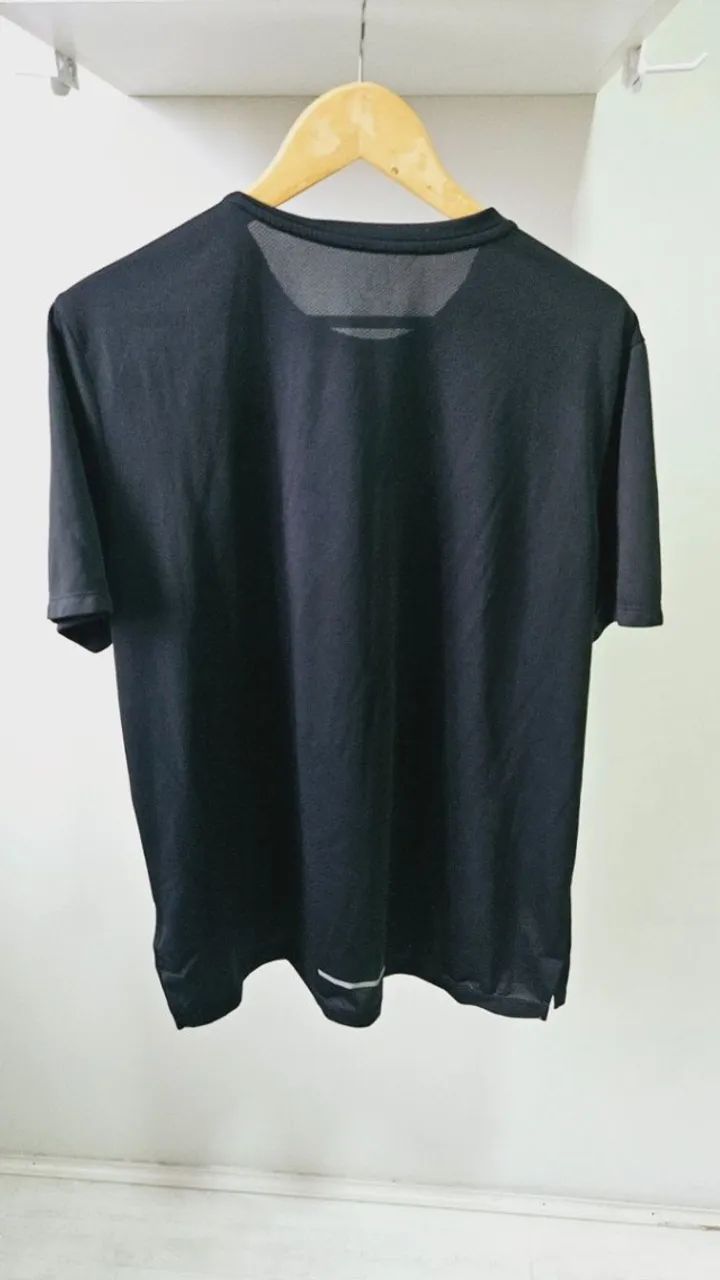 camiseta nike dryfit preta tam g - Foto 3