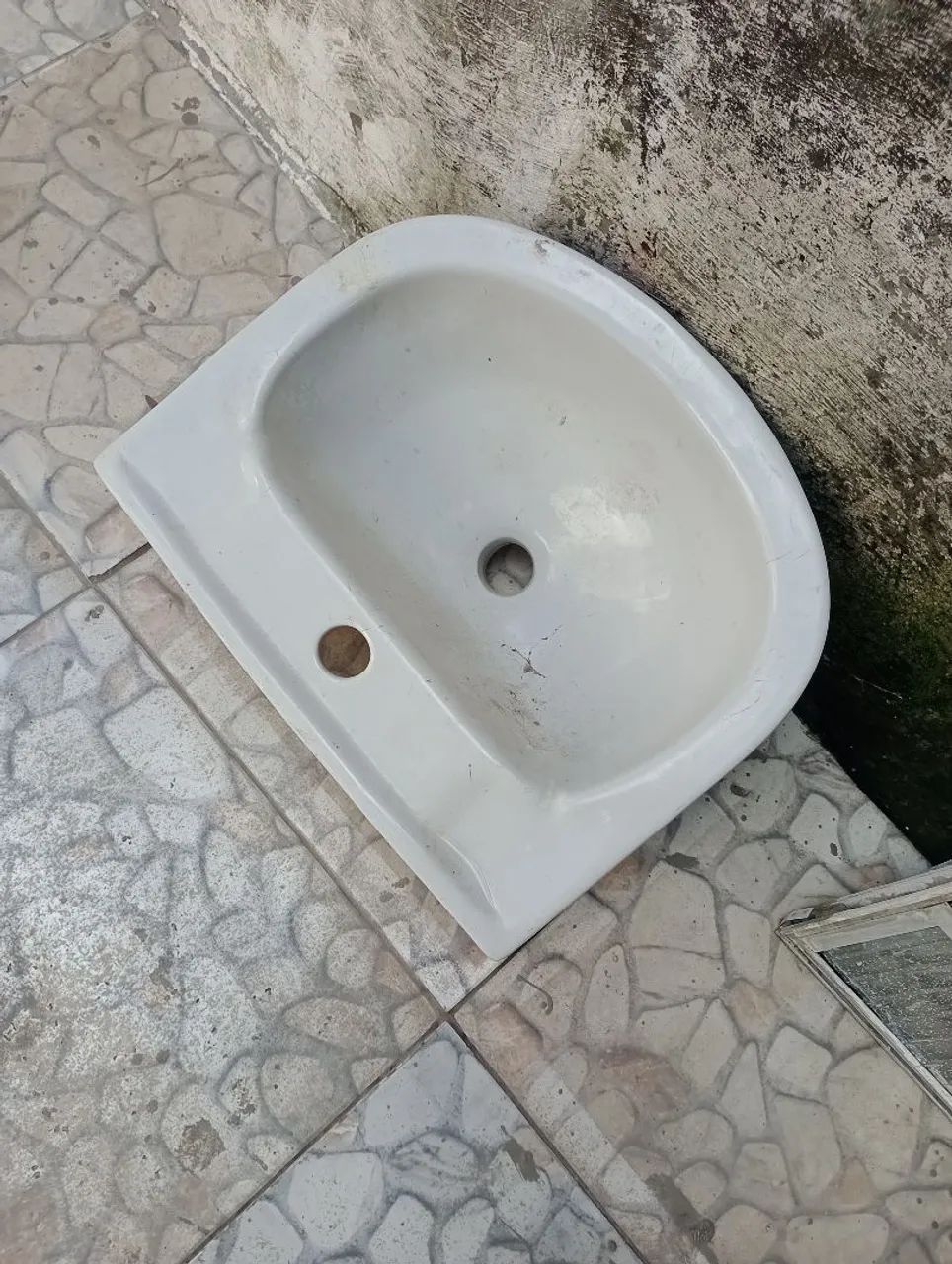 Lavatório de banheiro 64169930776833123