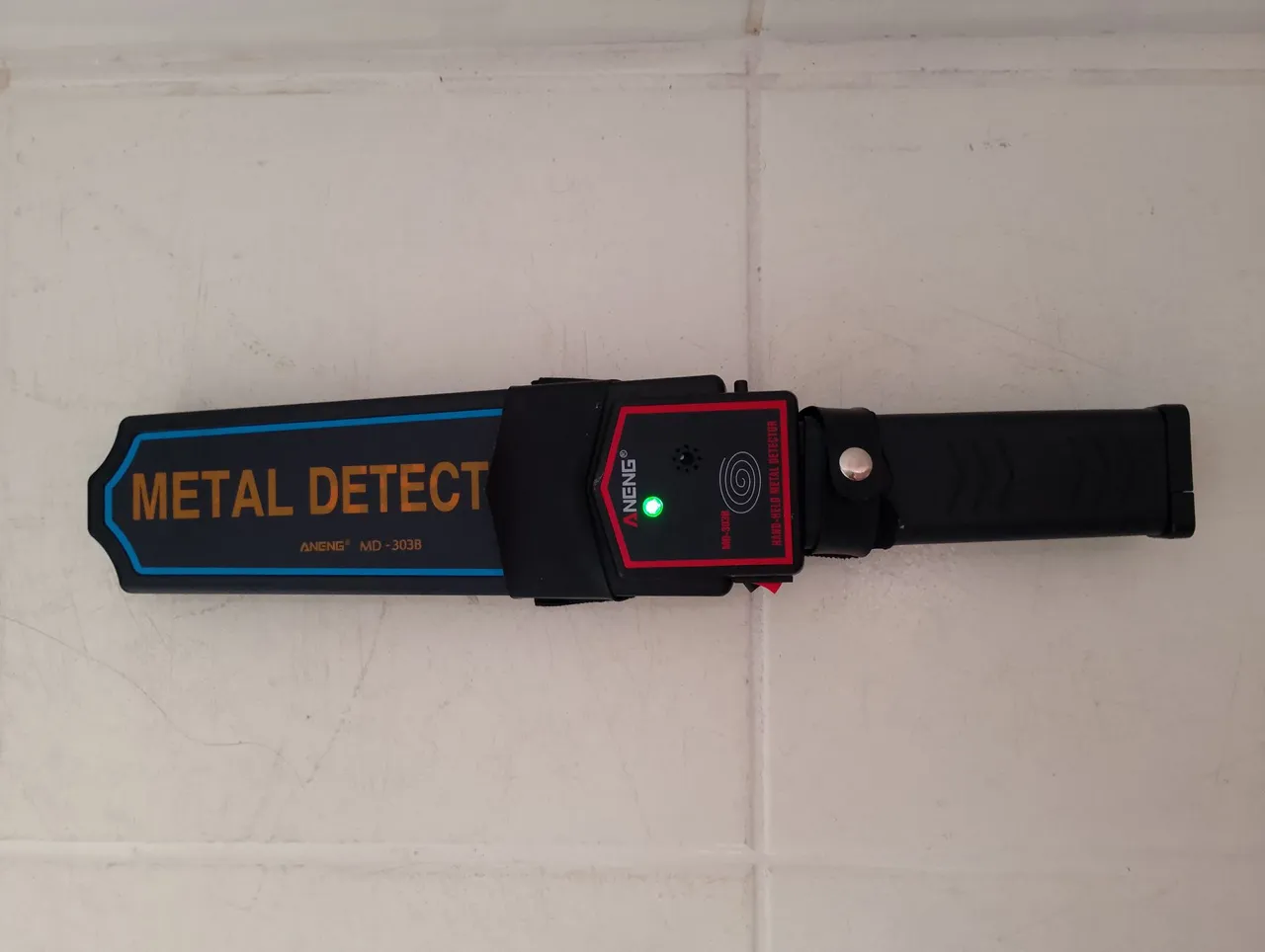 Detector de Metais ANENG MD-3038