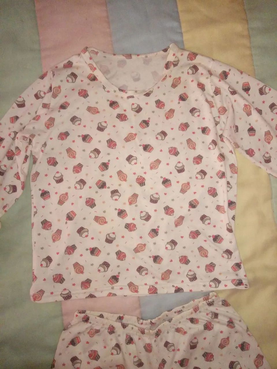 Pijamas Infantil Cupcake - Tamanho 12 - Foto 2