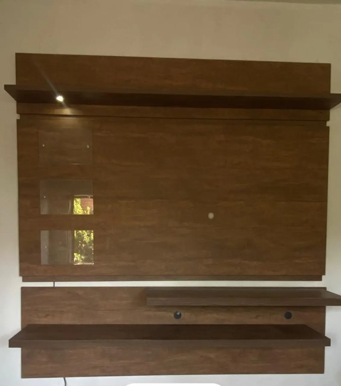 Painel para TV em Madeira - Design Moderno e Funcional