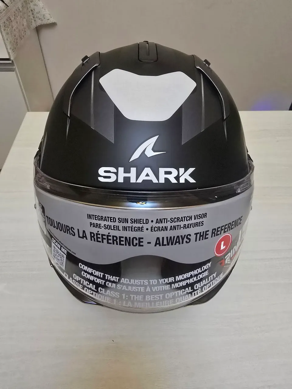 Capacete Shark Preto com Viseira