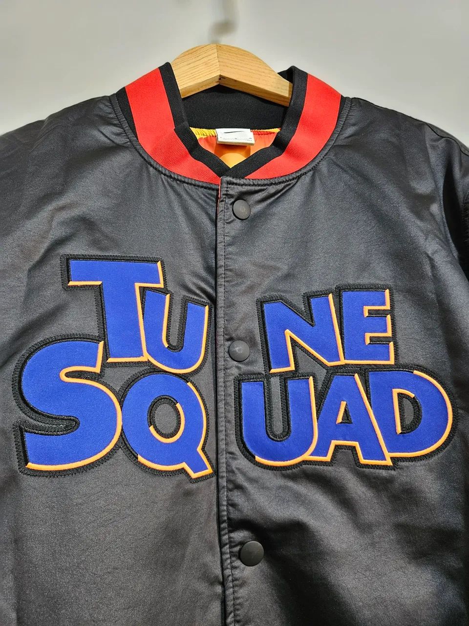 Jaqueta Nike Space Jam 2 LeBron James Tune Squad  - Foto 3