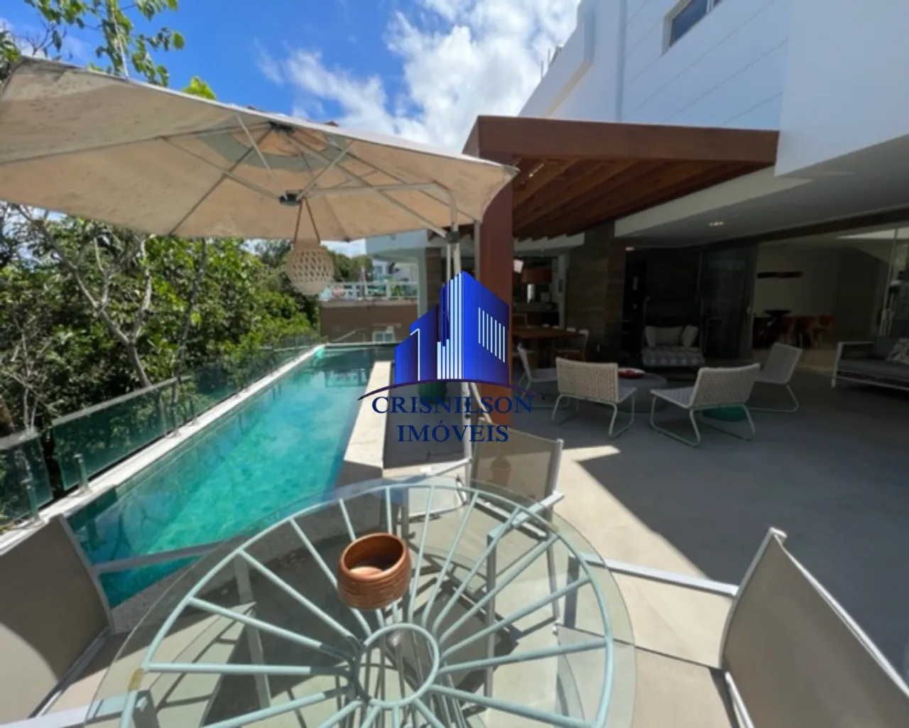 CASA ALPHAVILLE SALVADOR I R$ 7.800.000,00, PROJETO MODERNO, DECORADA, 7 SUÍTES, PISCINA E