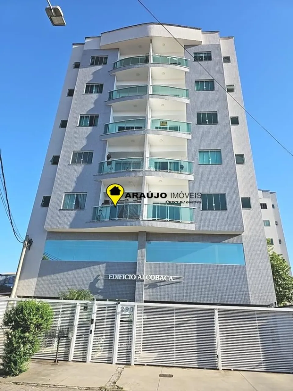 Apartamento no Ed. Alcobaça em Resende RJ ( Próximo a Estácio) R$ 330 mil - 2 quartos